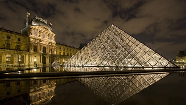 Louvre_Pyramid_at_Night_Paris_France